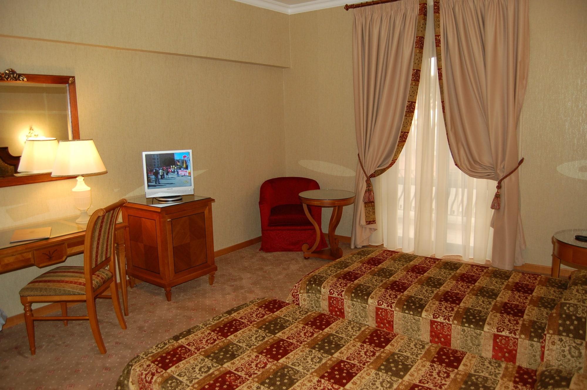 Grand Hotel Helio Cabala Marino Dış mekan fotoğraf