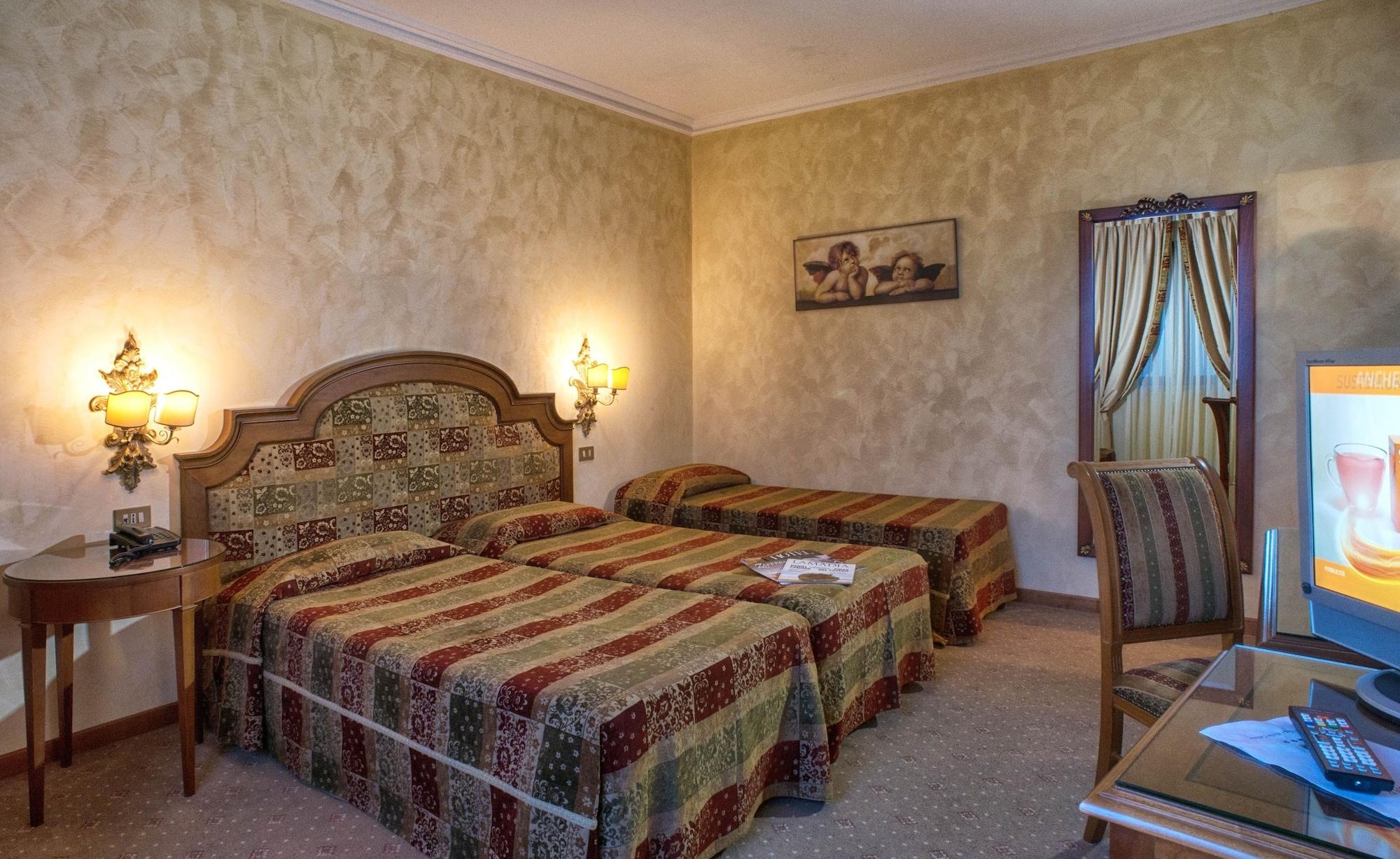 Grand Hotel Helio Cabala Marino Dış mekan fotoğraf