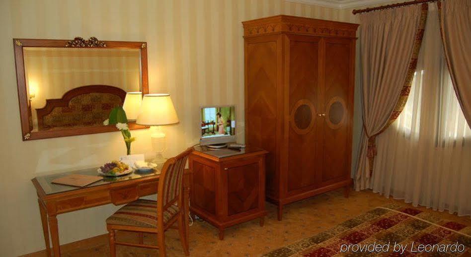 Grand Hotel Helio Cabala Marino Dış mekan fotoğraf